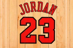 爱游戏app-利物浦客场胜皇马，晋级欧冠半决赛！，利物浦对皇马欧冠第二回合