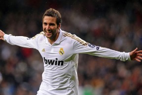 AIYOUXI.COM-利雅得新月连续保持零封纪录，利雅得新月足球俱乐部