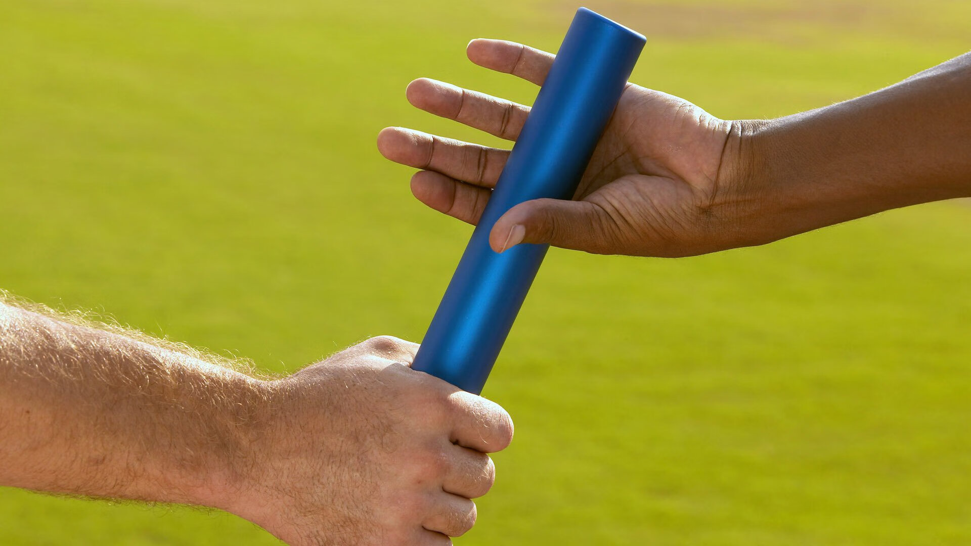 爱游戏体育入口-“青春突破”青少年科技篮球未来峰会在北京成功召开，推动行业革新